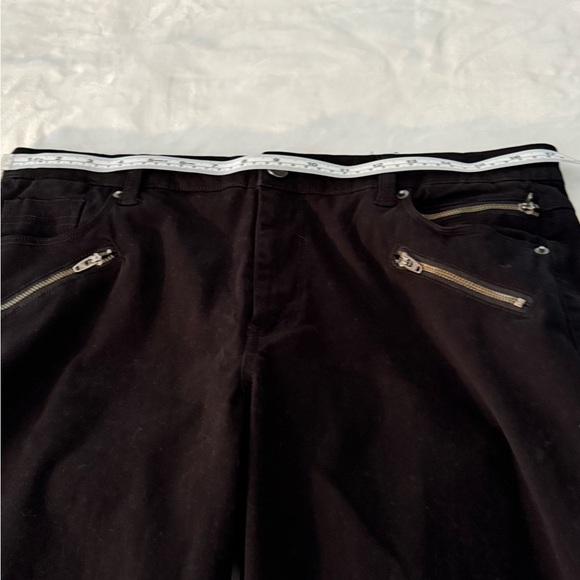 Kenneth Cole Black Straight Leg Jeans Women’s Size 12 – Classic Fit Denim Pants - Picture 6 of 7